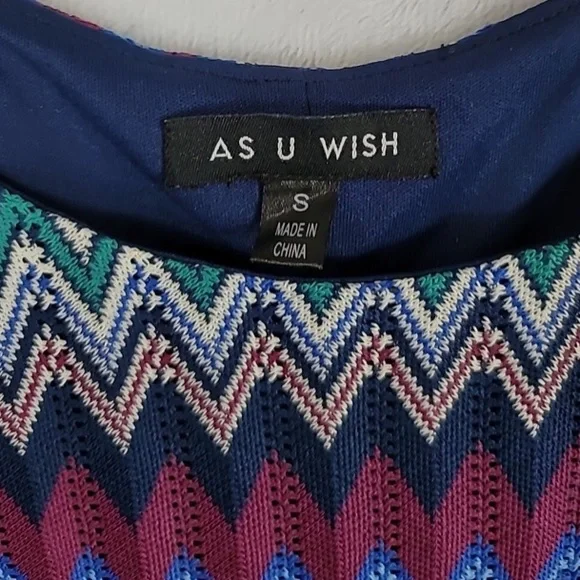 Beautiful Dress, Multicolors,  size Small, New $7.00 - Picture 2 of 3